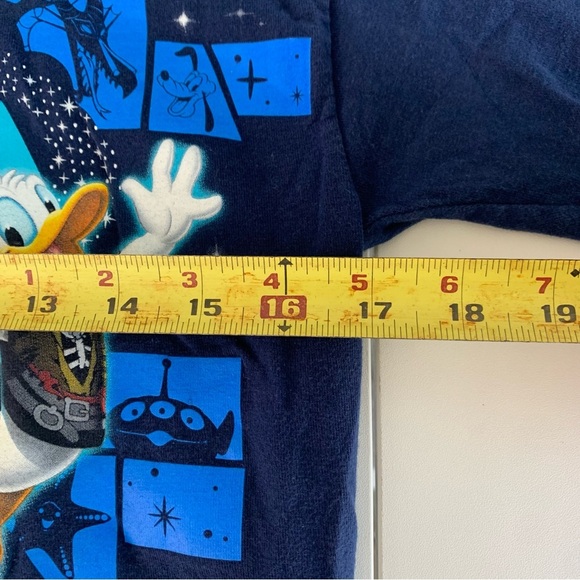 Disney 2015 Mickey & Friends Blue Graphic Short Sleeve Tee Shirt Size Small - Picture 6 of 8